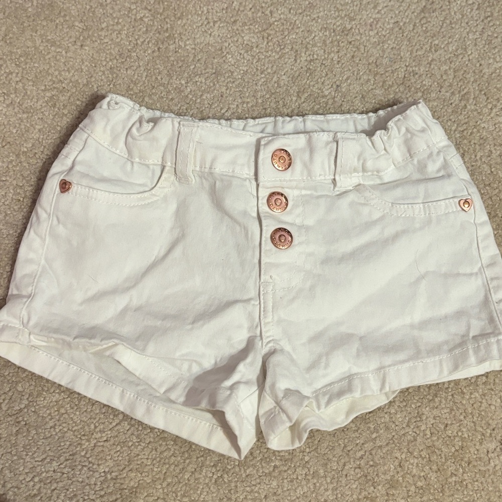 Girl’s size 7 Vince Camuto White Denim Shorts